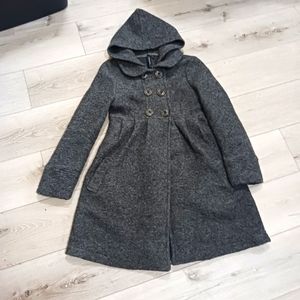 ADORABLE COAT!